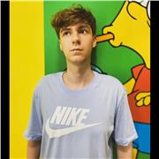 Studente di ingegneria biomedica al secondo anno impartisce lezioni di matematica a studenti dalle elemantari fino alle superiori